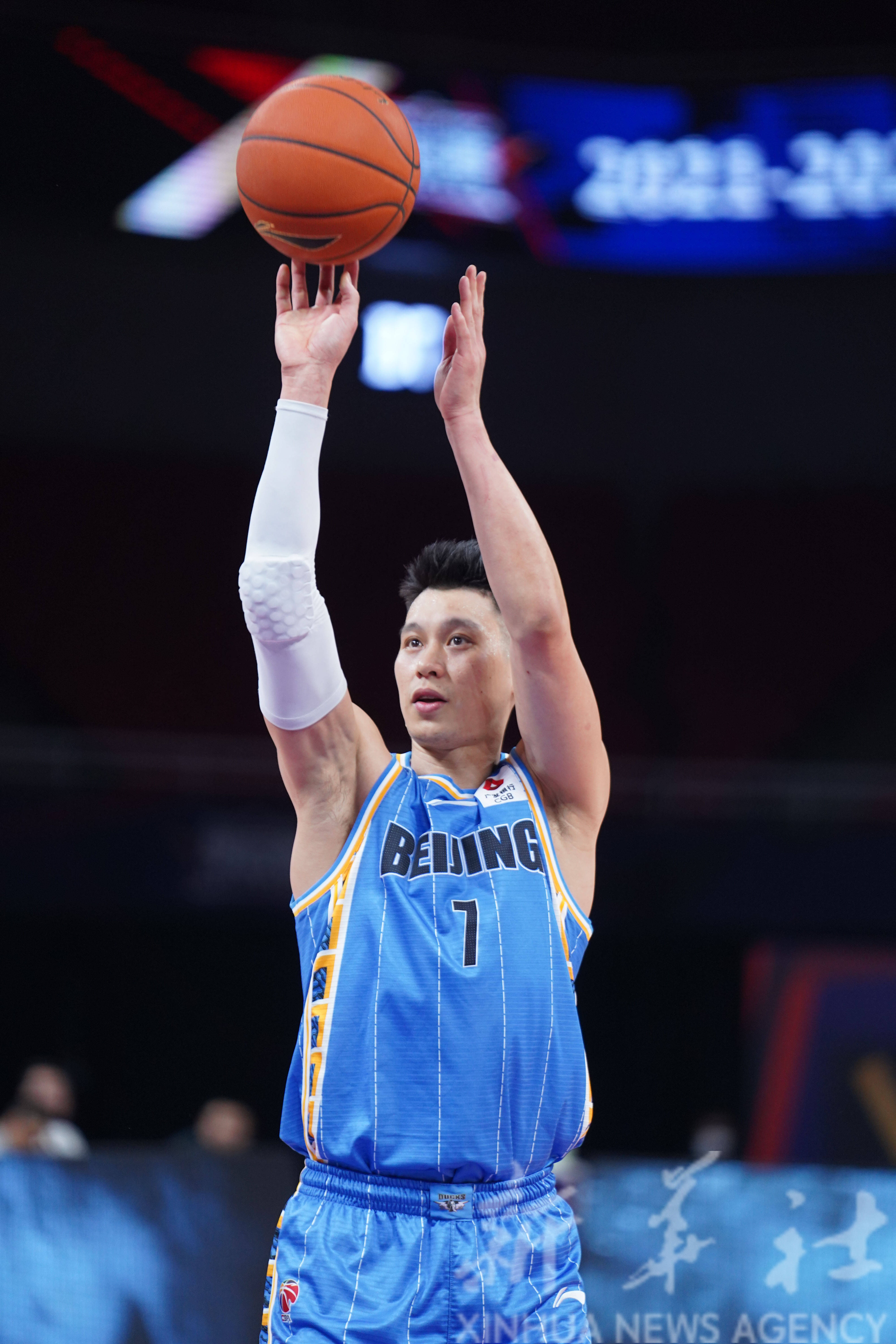 林书豪领军球队征战季后赛，雄心壮志
